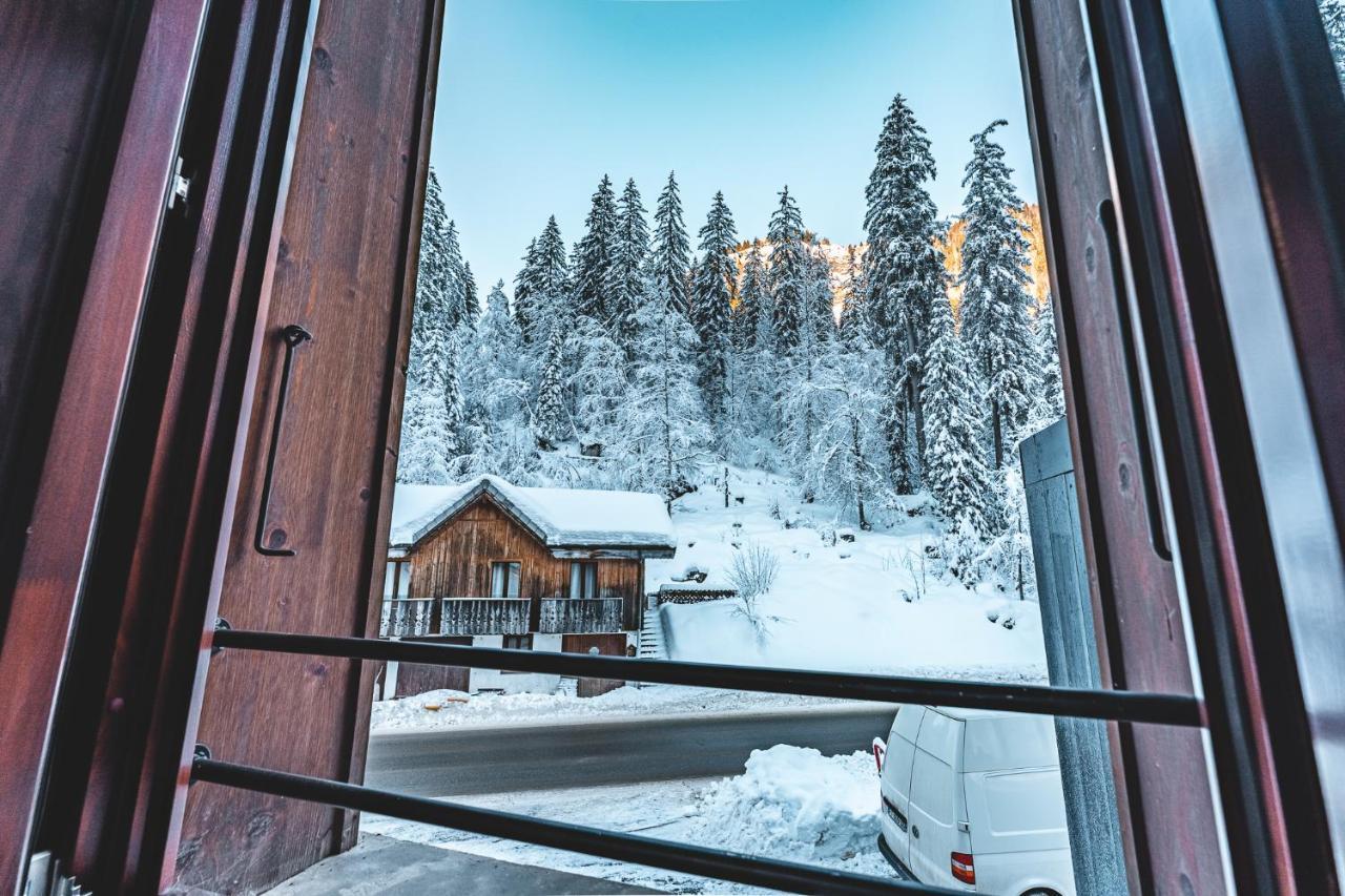 Hotel Du Lac Montriond Exterior foto